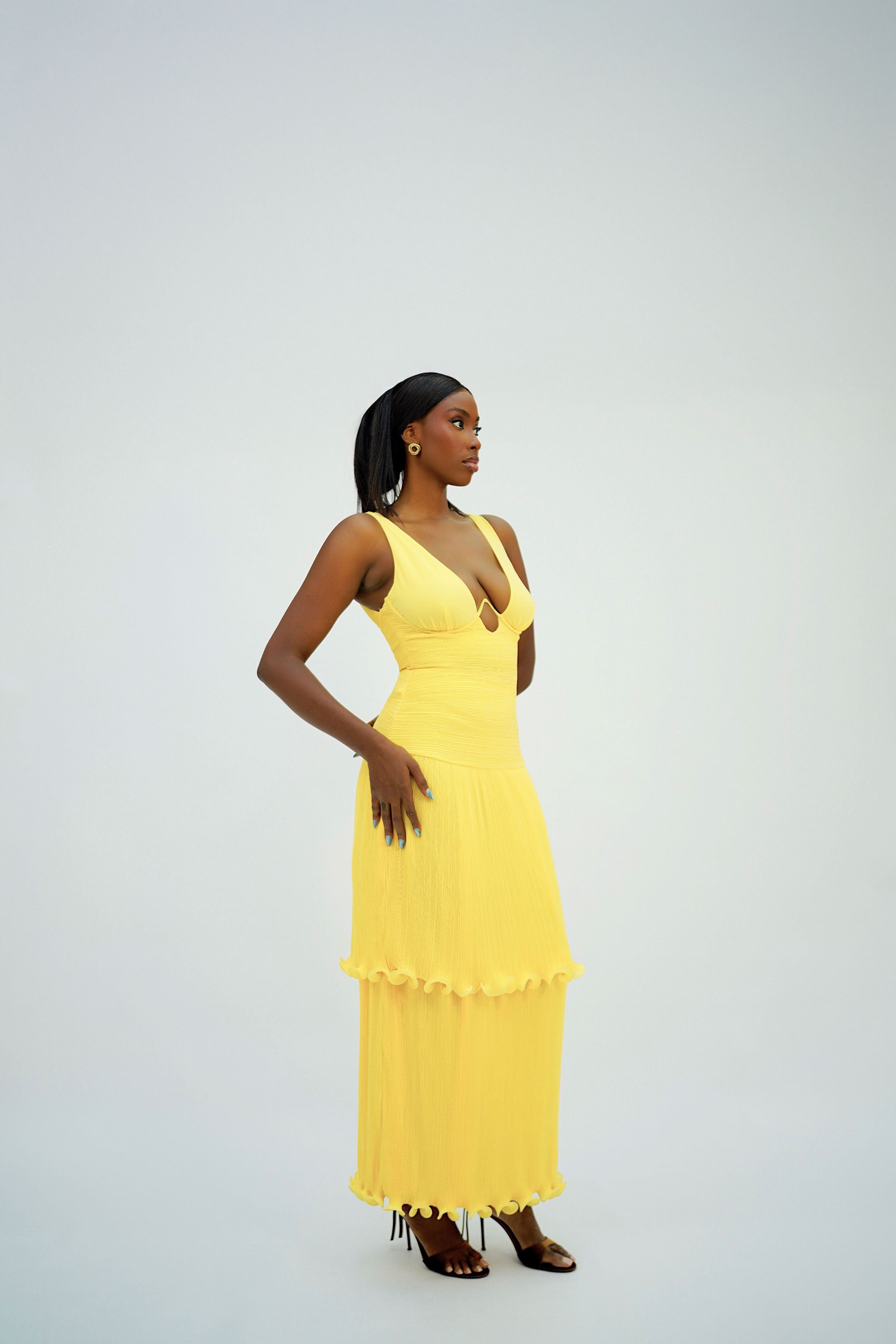 Solara Pleated Maxi Dress – Structured Bodice & Tiered Gown – Butter Yellow - Tashagodwin